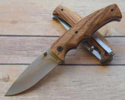 Couteau de chasse pliant